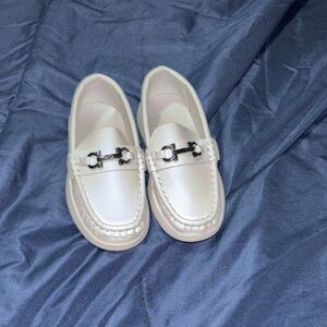White Kids Dress Shoes With Buckle 8.5